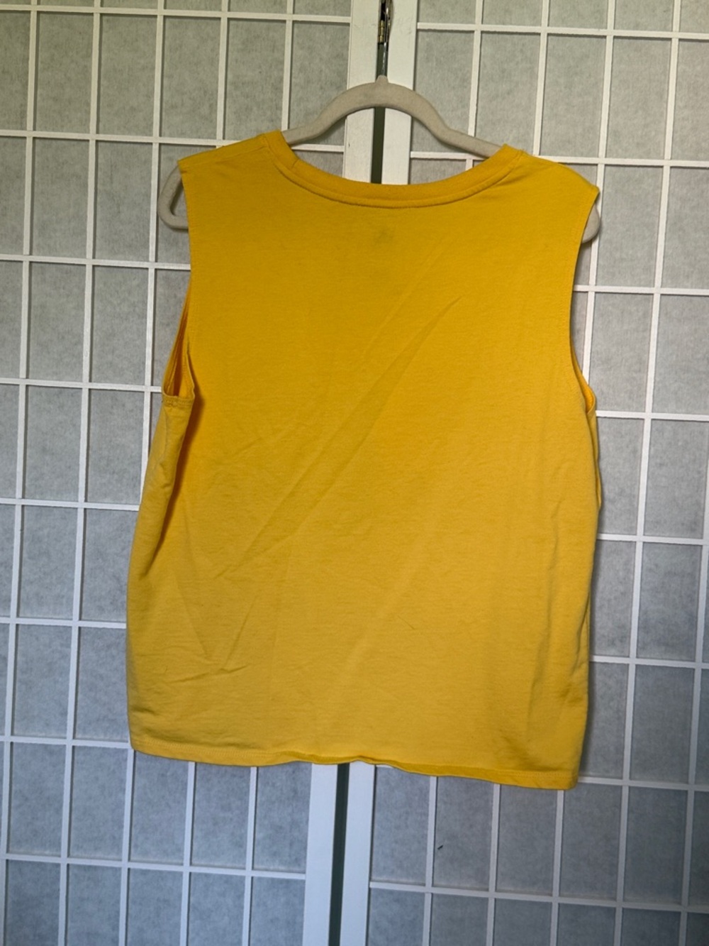 Disney The Aristocats Yellow Graphic Cat Sleeveless Top - Size L - Picture 4 of 5